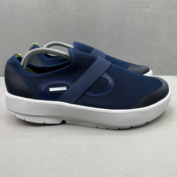 OOFOS OOmg Low Men's Size 11 EU 44 Shoes Navy Slip On Comfort Sneakers NEW - Picture 1 of 9